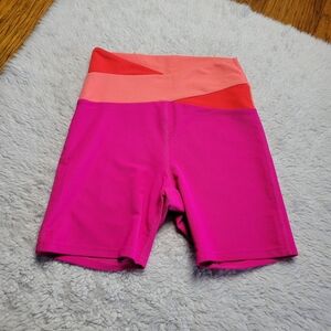 Beach Riot Sport Cora Bike Shorts Women's Medium Magenta Coral Ribbed Athletic